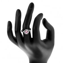Prsten stříbrné barvy, velký růžový ovál, hladké a zirkonové oblouky