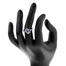 Prsten ve stříbrném odstínu, kulatý fialový zirkon, blýskavé čiré oblouky