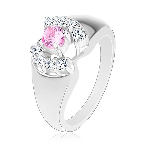 Prsten se zaoblenými rameny, kulatý zirkon v růžové barvě, čiré obloučky - Velikost: 57