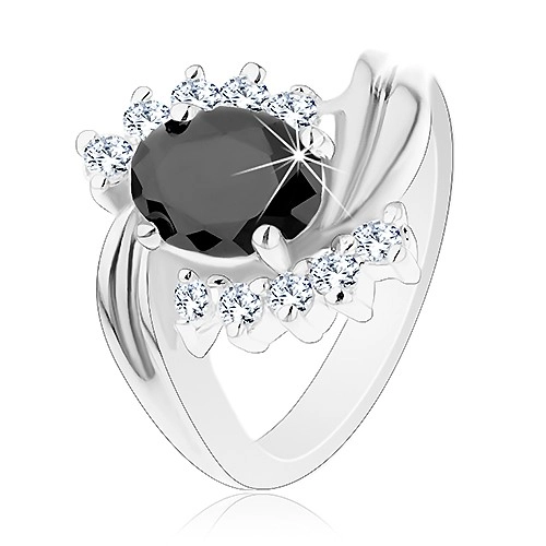 Prsten ve stříbrné barvě se zahnutými rameny, čiré zirkony, černý ovál - Velikost: 49
