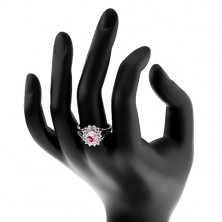 Prsten se zirkonovým květem v růžové a čiré barvě, rozdělená ramena