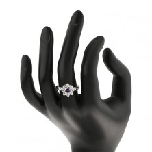 Lesklý prsten s ozdobnými lístečky, ametystově fialový zirkon, čiré lupínky