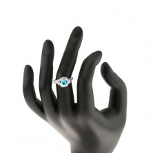 Blýskavý prsten s čirými obloučky, světle modrý kulatý zirkon, půlměsíčky