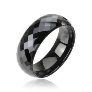 Lesklý wolframový prsten v černém odstínu - vybroušené kosočtverce, 8 mm - Velikost: 66