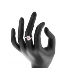 Lesklý prsten s úzkými rameny ve stříbrné barvě, růžový zirkon, čirý oblouk