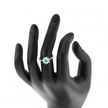Lesklý prsten s úzkými rameny, světle modrý kulatý zirkon, čirý zirkonový lem