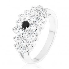 Prsten ve stříbrném odstínu, širší pás čirých zirkonků, barevný střed
