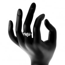 Prsten s hladkými rameny, zirkonové zrno, lesklé proužky s čirým lemováním