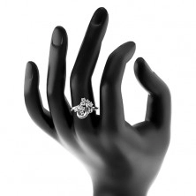Prsten s lesklým povrchem, obrys poloviny srdíčka, transparentní zirkonky