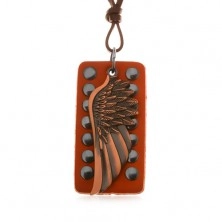 Kožený náhrdelník - andělské křídlo měděné barvy, okovaný pás kůže