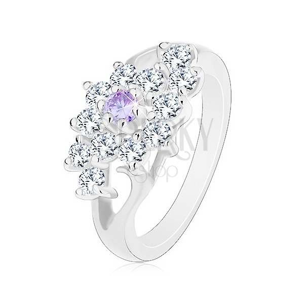 Prsten s lesklými rozdělenými rameny, čirý kvítek s fialovým středem