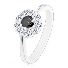 Lesklý prsten ve stříbrném odstínu, zirkonový kvítek s černým středem
