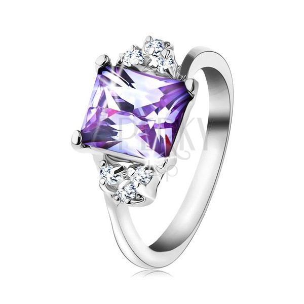 Prsten s lesklými rameny a obdélníkovým zirkonem světle fialové barvy