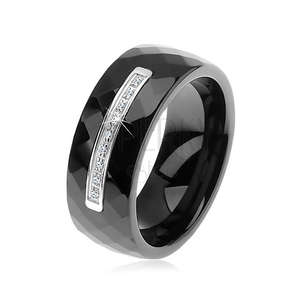 Prsten z černé keramiky s broušeným povrchem, tenký ocelový pás, zirkony