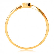 Prsten ze žlutého 14K zlata - srdíčko zdobené kulatými čirými zirkony
