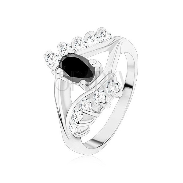 Lesklý prsten ve stříbrné barvě, hladké a zirkonové linie, černý ovál