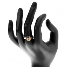 Ocelový prsten ve stříbrném odstínu, kvítek zlaté barvy s čirým zirkonem