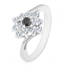 Třpytivý prsten ve stříbrném odstínu, obdélník v čiré a černé barvě