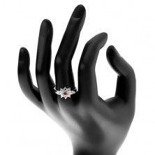 Prsten ve stříbrné barvě, čirý zirkonový kvítek s barevným středem