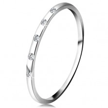 Prsten v bílém 14K zlatě - pět drobných čirých diamantů, tenký kroužek