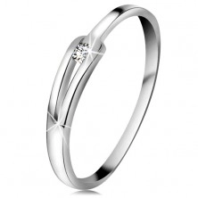 Briliantový prsten z bílého 14K zlata - blýskavý čirý diamant, úzká rozdělená ramena