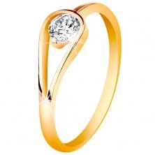Zlatý 14K prsten s úzkými lesklými rameny, čirý zirkon ve smyčce