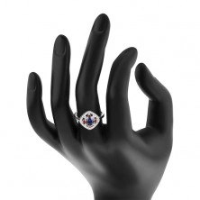 Stříbrný prsten 925, tmavě modrý střed, čiré a červené zirkonky