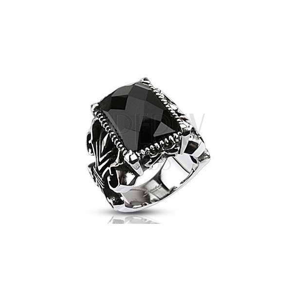 Mohutný ocelový prsten, černý broušený obdélník, vyřezávaná ramena