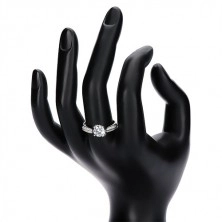 Zásnubní prsten, stříbro 925, zdobená ramena, čirý vyvýšený zirkon