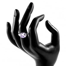 Prsten ze stříbra 925, blýskavý fialový zirkon, zdobená ramena