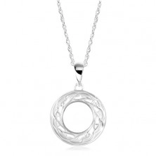 Stříbrný náhrdelník 925, kontura kruhu zdobená ornamenty, zatočený řetízek