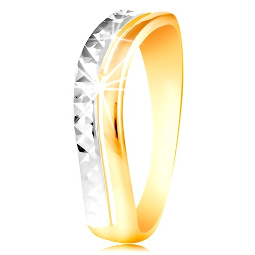 Zlatý prsten 585 - vlnka z bílého a žlutého zlata, blýskavý broušený povrch - Velikost: 49