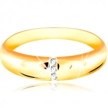 Prsten ve žlutém 14K zlatě se zaobleným povrchem a svislou linií zirkonů
