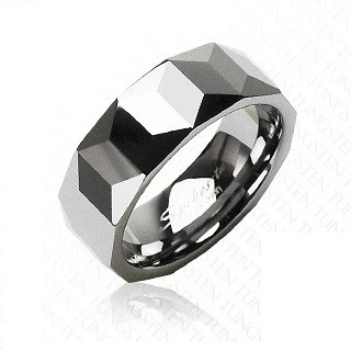 Wolframový prsten stříbrné barvy, geometricky broušený povrch, 8 mm - Velikost: 61