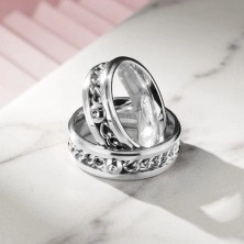 Ocelový prsten ve stříbrném odstínu s řetízkem a čirým zirkonem, 7 mm
