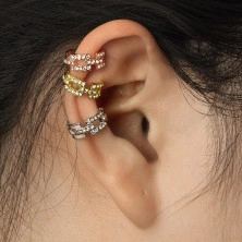 Falešný piercing do ucha - pospojované kontury obdélníků vykládané zirkony