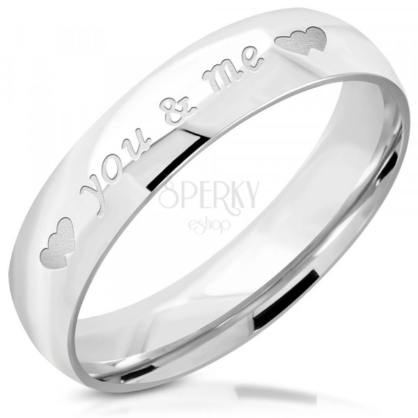 Prsten stříbrné barvy z oceli - nápis "you & me", srdíčka, 5 mm