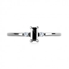 Stříbrný 925 prsten - obdélníkový zirkon černé barvy, čiré kulaté zirkony