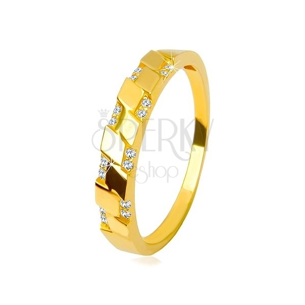 Prsten ve žlutém 14K zlatě - třpytivé kulaté zirkonky, motiv kosočtverců