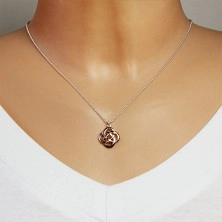 Lesklý náhrdelník ze stříbra 925 - keltský uzel v růžovozlatém barevném odstínu