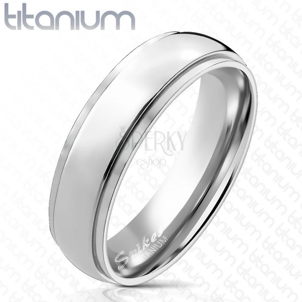 Titanový prsten ve stříbrném odstínu - zrcadlově lesklý pás uprostřed, 6 mm