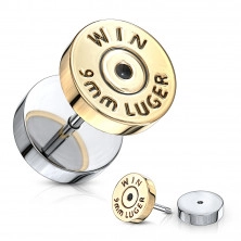 Fake plug ve stříbrné barvě - plochý kruh ve zlatém odstínu, nápis "WIN"