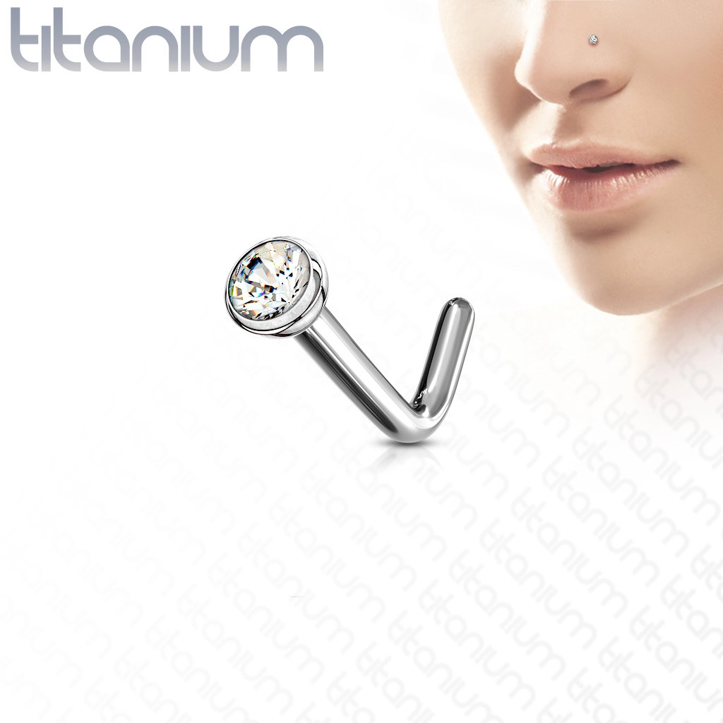 Piercing do nosu z titanu se zahnutým koncem - čirý kulatý zirkon v objímce, 1 mm - Rozměr: 1 mm x 6 mm x 1,5 mm
