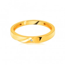 Zlatá obroučka v 14K zlatě - prsten s jemnými zářezy, malý zirkon