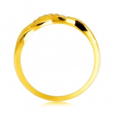 Lesklý prsten ze 14K žlutého zlata - propletené vlnky, briliantová linie