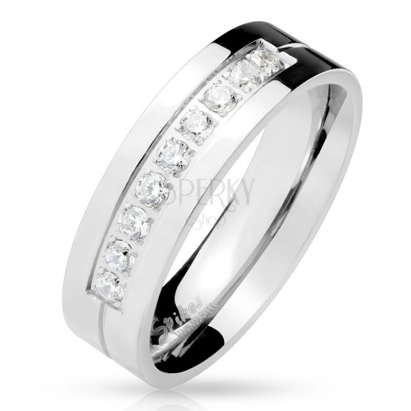 Ocelový prsten stříbrné barvy, devět čirých zirkonů v zářezu, lesklý povrch, 6 mm