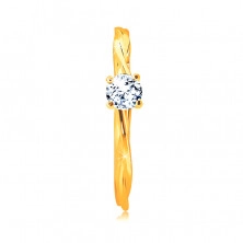 Zásnubní prsten ve žlutém 9K zlatě - broušený zirkon čiré barvy zasazený v prstenu