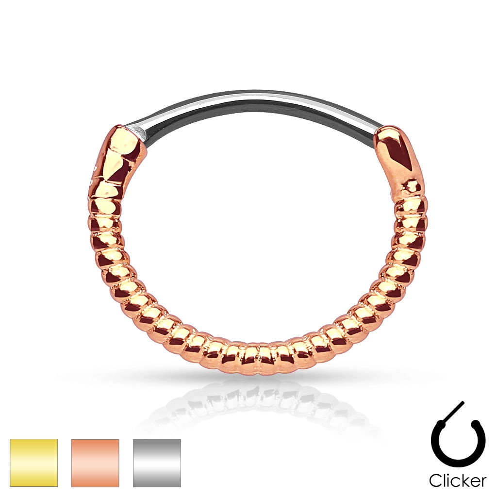 Kulatý piercing do nosu z oceli – vzor krouceného lana, zapínání na patentku - Barva: Zlatá
