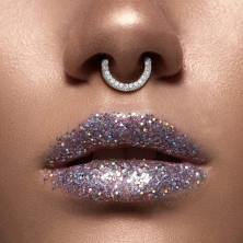Piercing do nosu a ucha z oceli - kulatý segment vykládaný drobnými zirkony, různé barvy