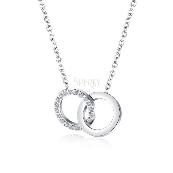 Ocelový náhrdelník ve stříbrné barvě - spojené kroužky, čiré zirkony